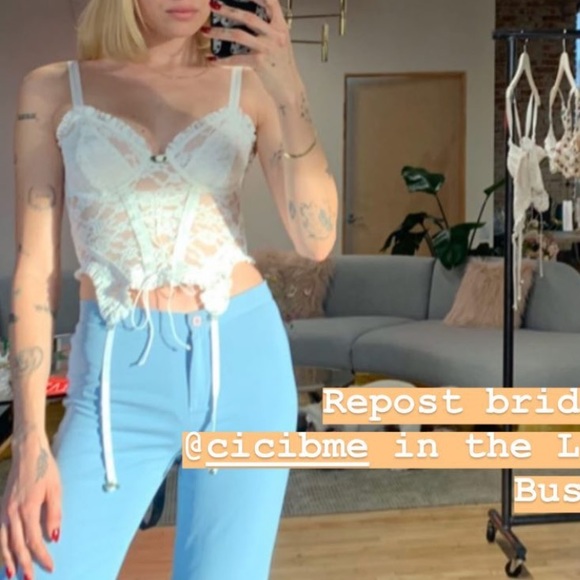 FOR LOVE & LEMONS Lou Lace Bustier - Picture 15 of 16